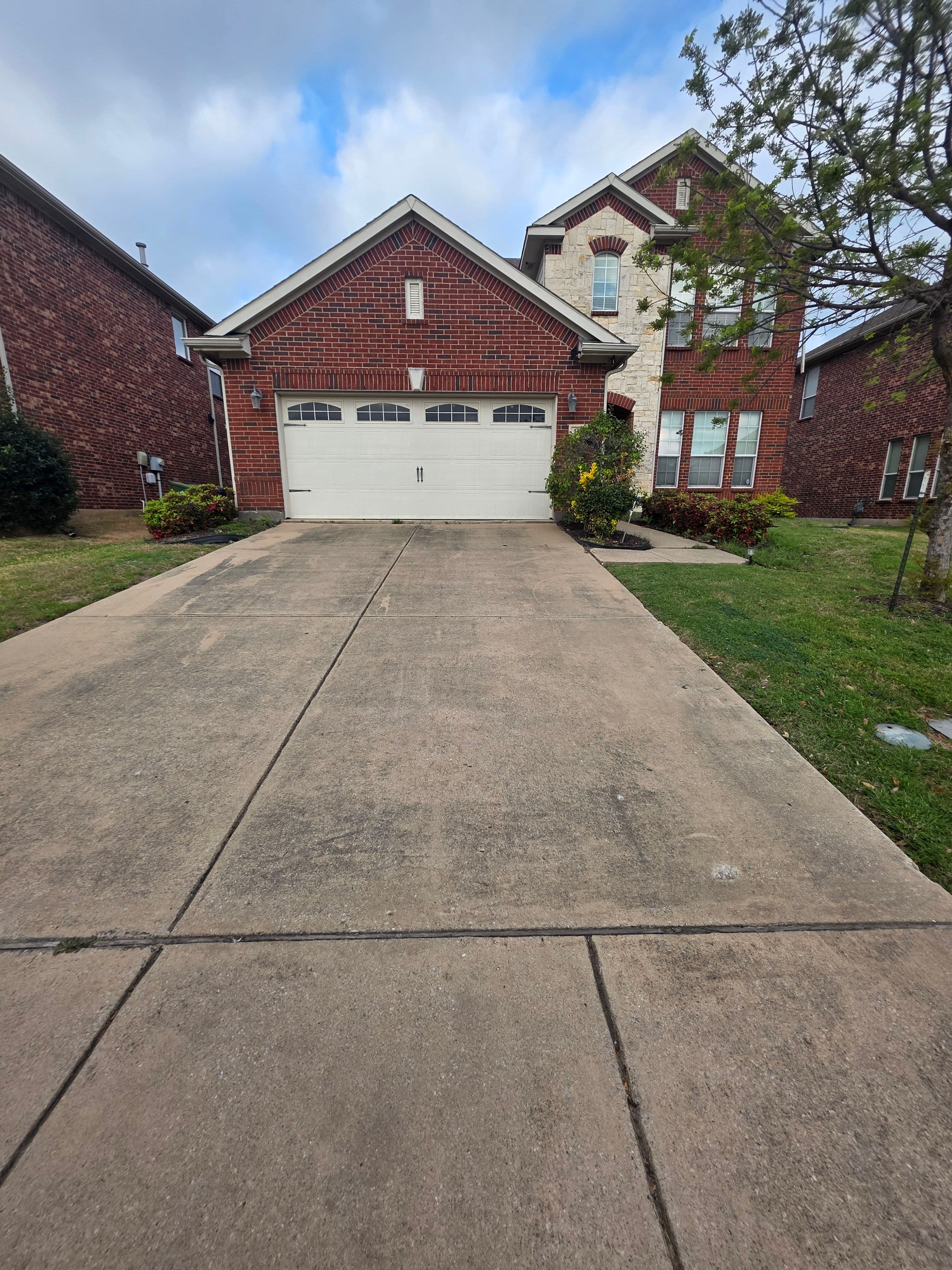 Project Fresh Berber Carpet Installation in a Cozy Home image