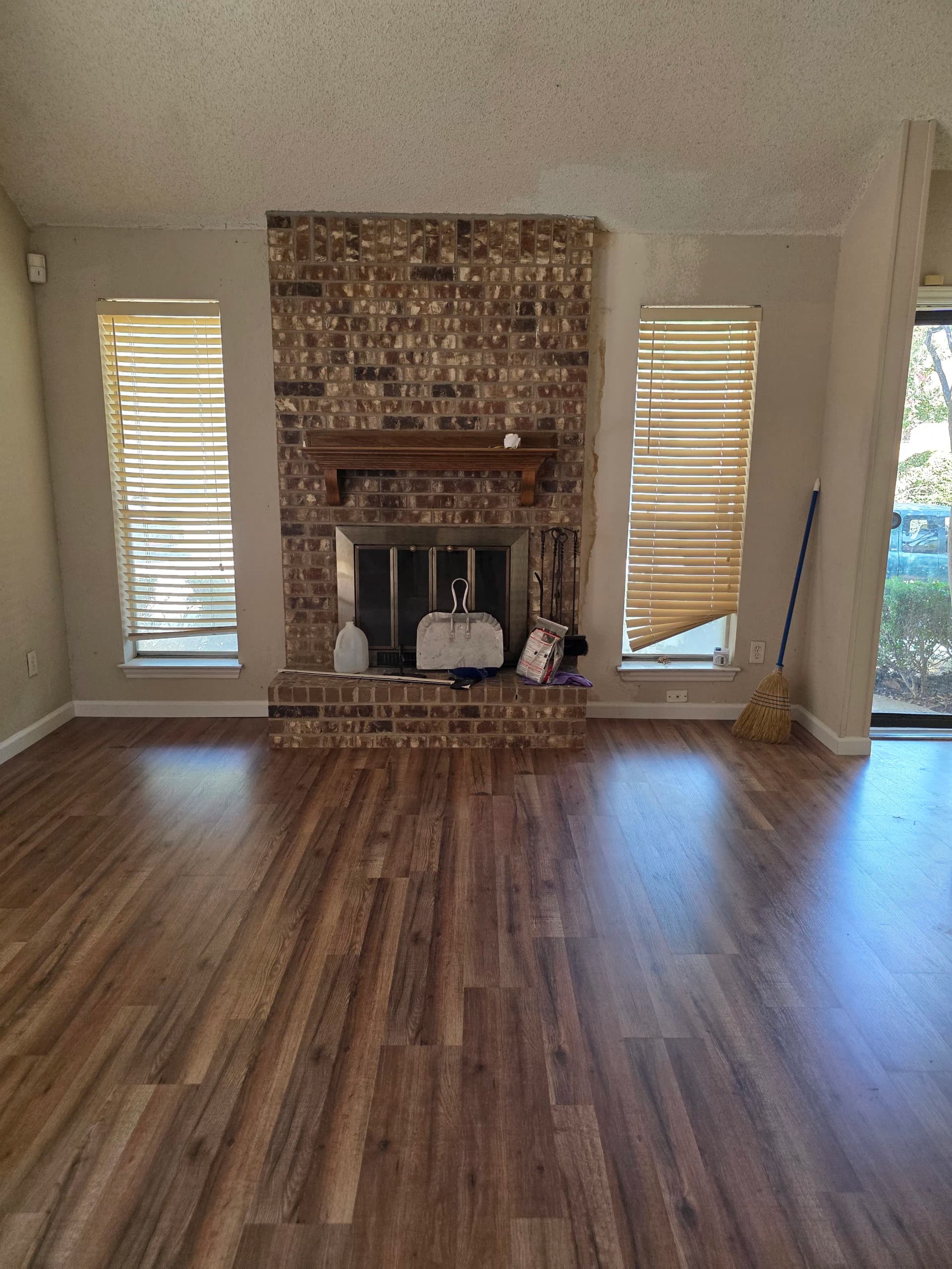 Gallery photos for Rental Home Floor Overhaul in Carrollton - Carpet and Laminate: Image #1