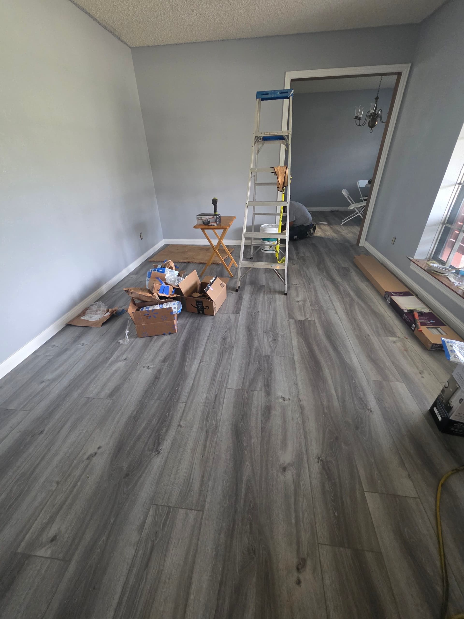 Gallery photos for Stunning Home Renovation with Wood-Look Flooring: Image #2