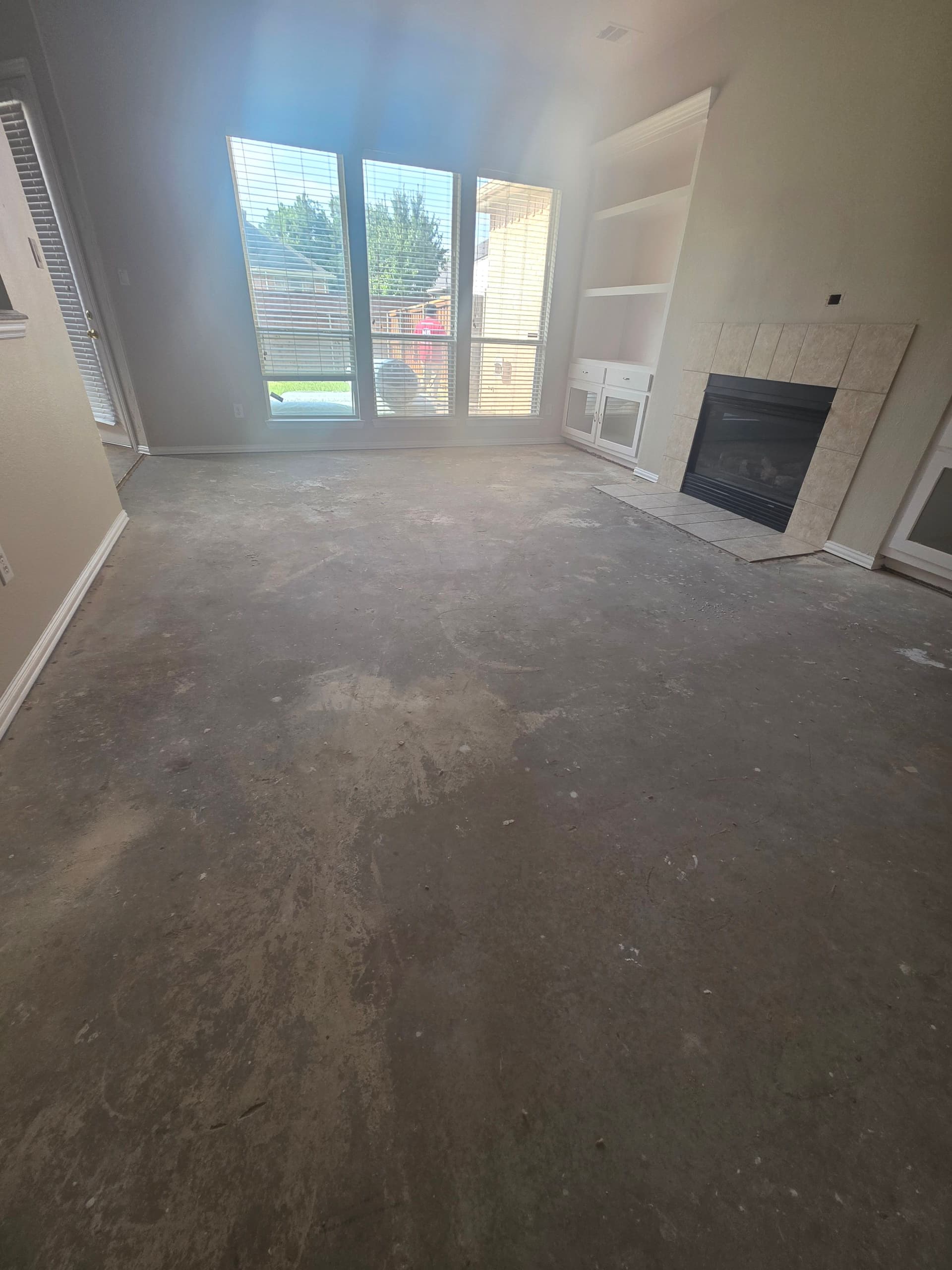 Gallery photos for Full Home Carpet Installation in Plano TX: Image #3