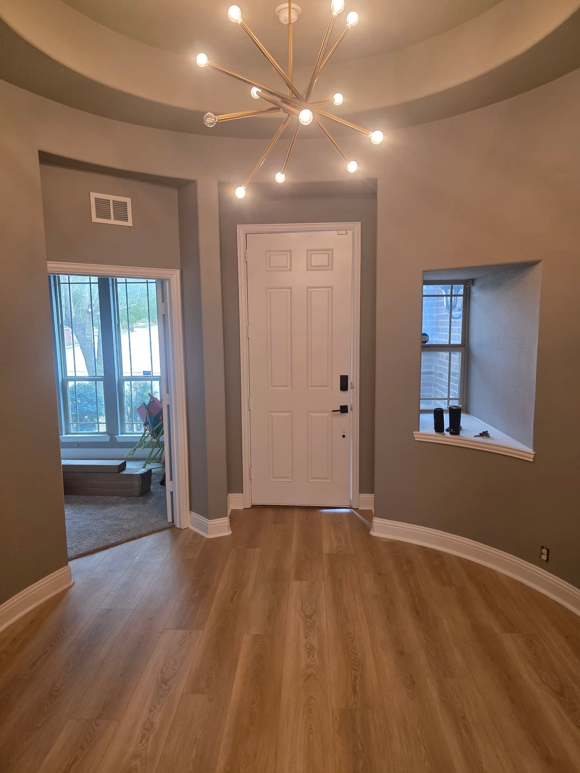 Gallery photos for 1,300 Sq Ft Flooring Install for a Midlothian Family: Image #8