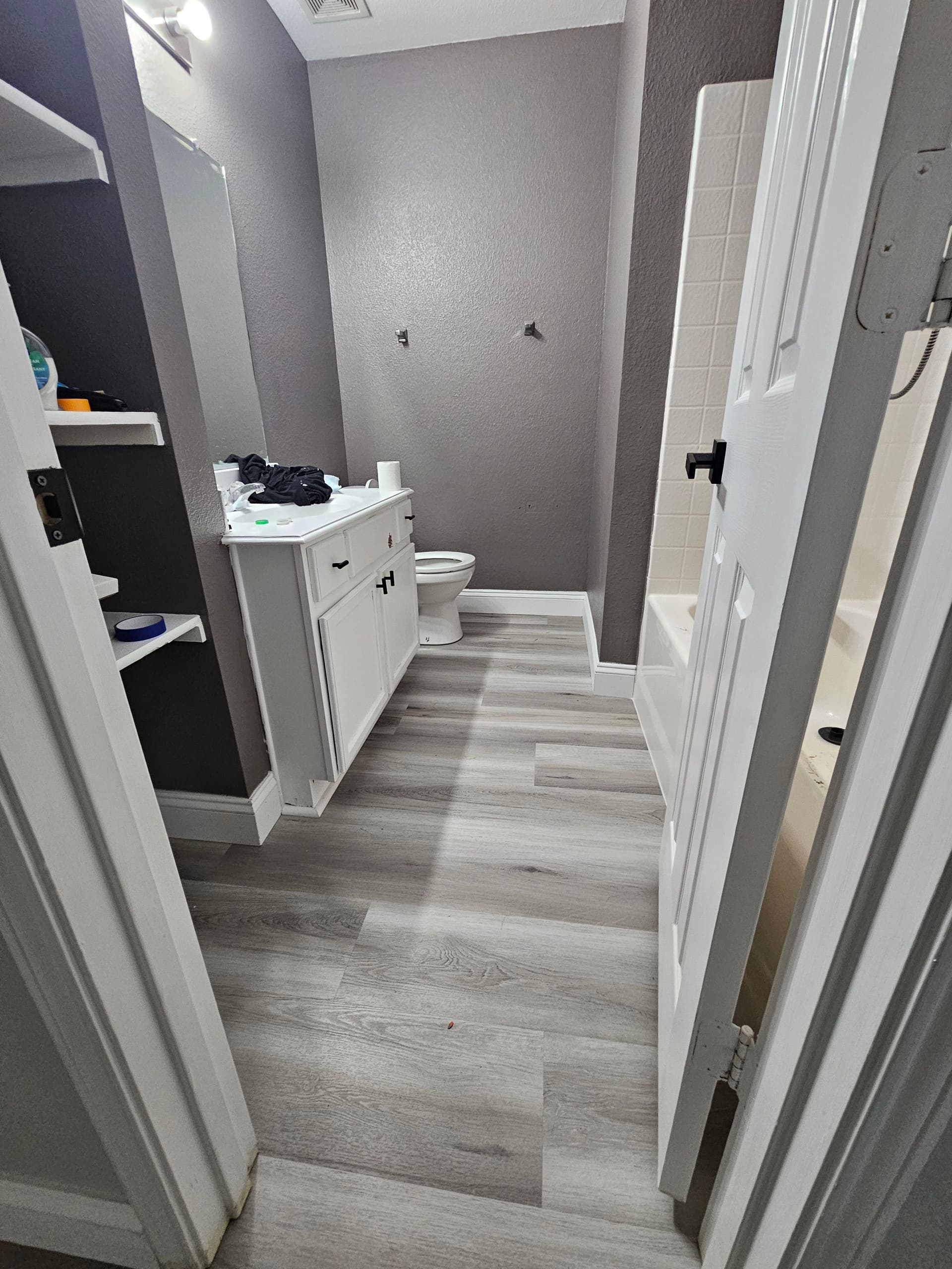 Gallery photos for Stylish Flooring Upgrade in Every Corner: Image #5