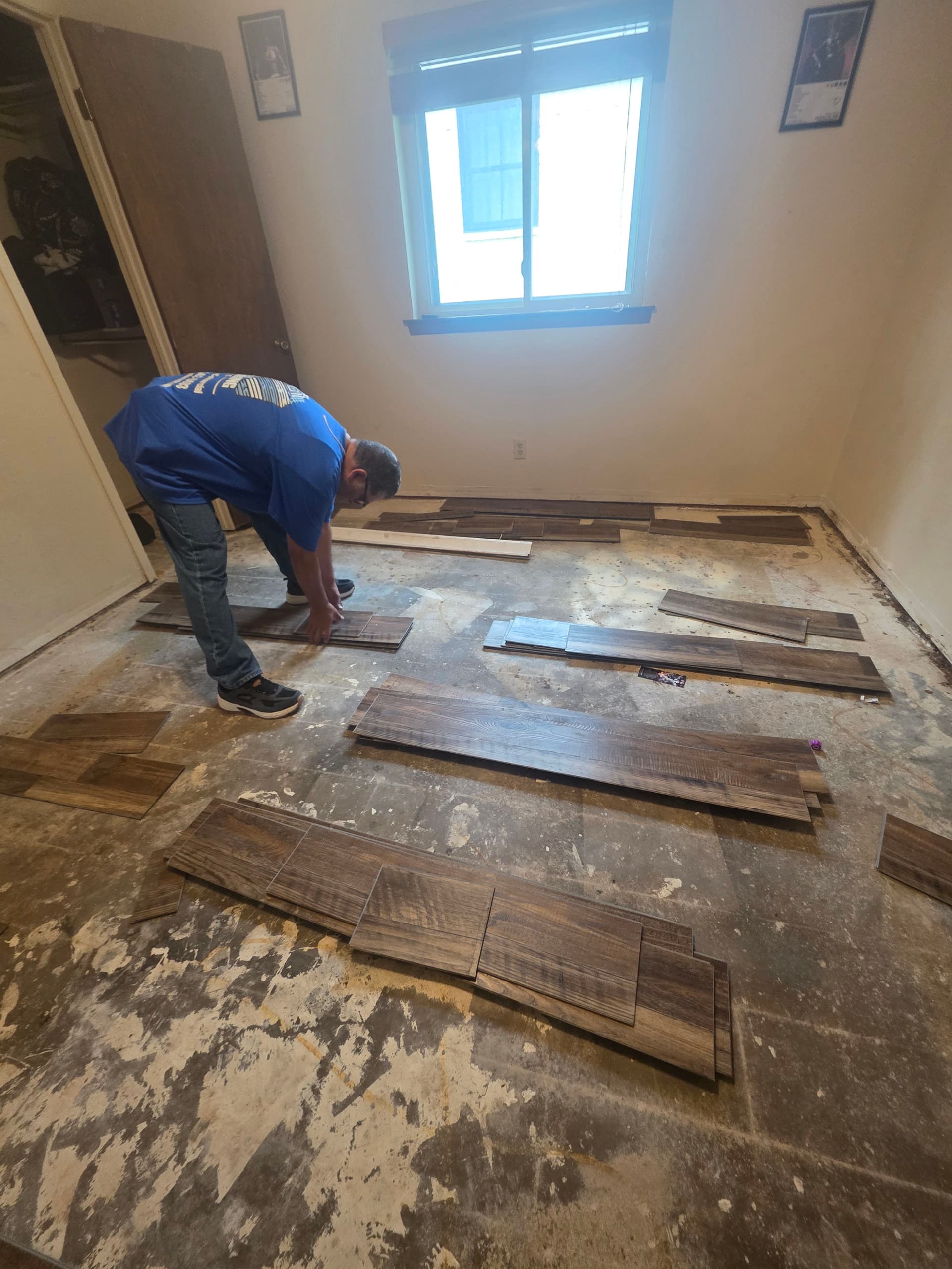 Gallery photos for Whole-Home Laminate Floor Installation in Arlington: Image #9