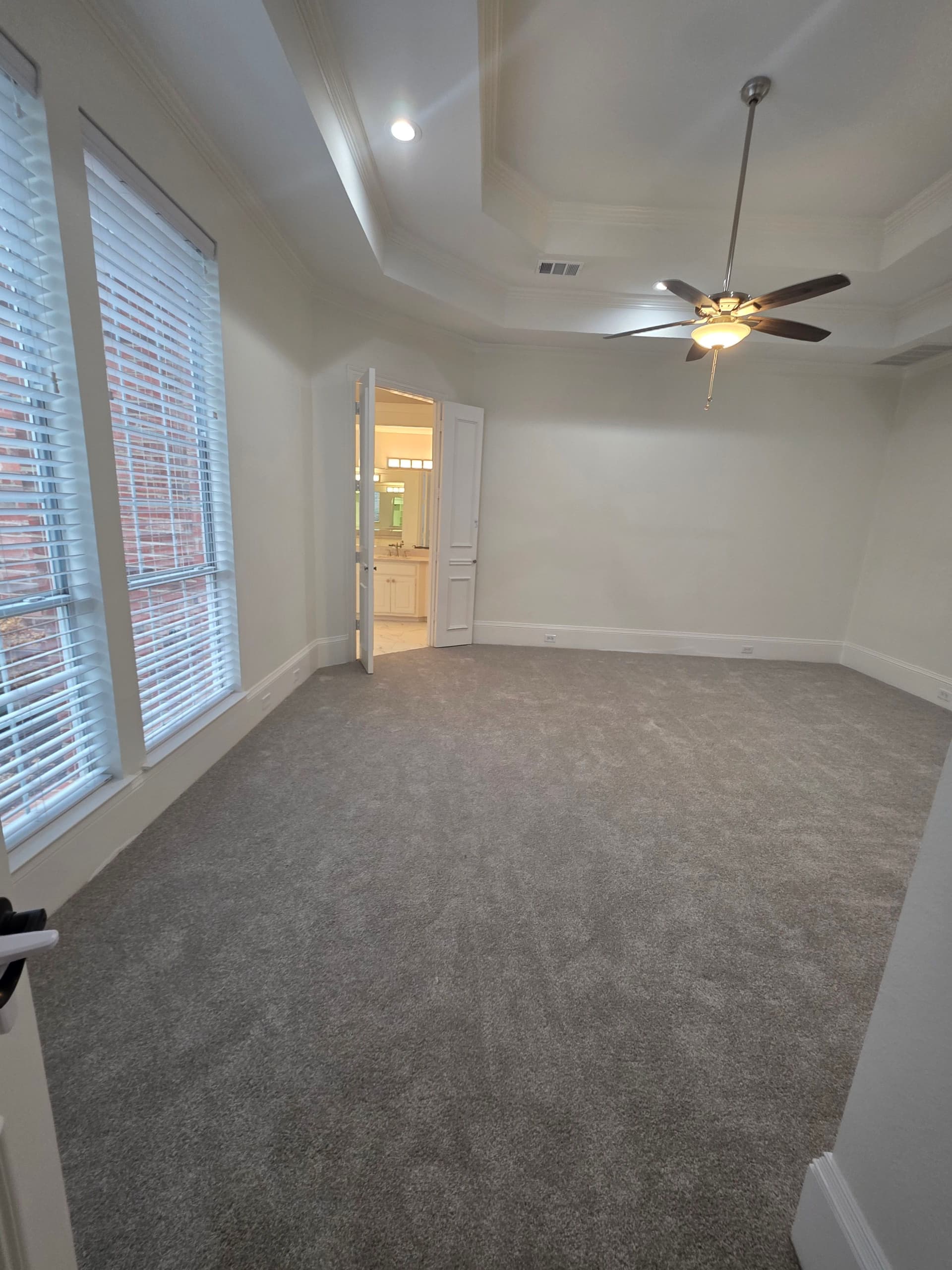 Gallery photos for Elegant Carpet Installation in Dallas: Image #2