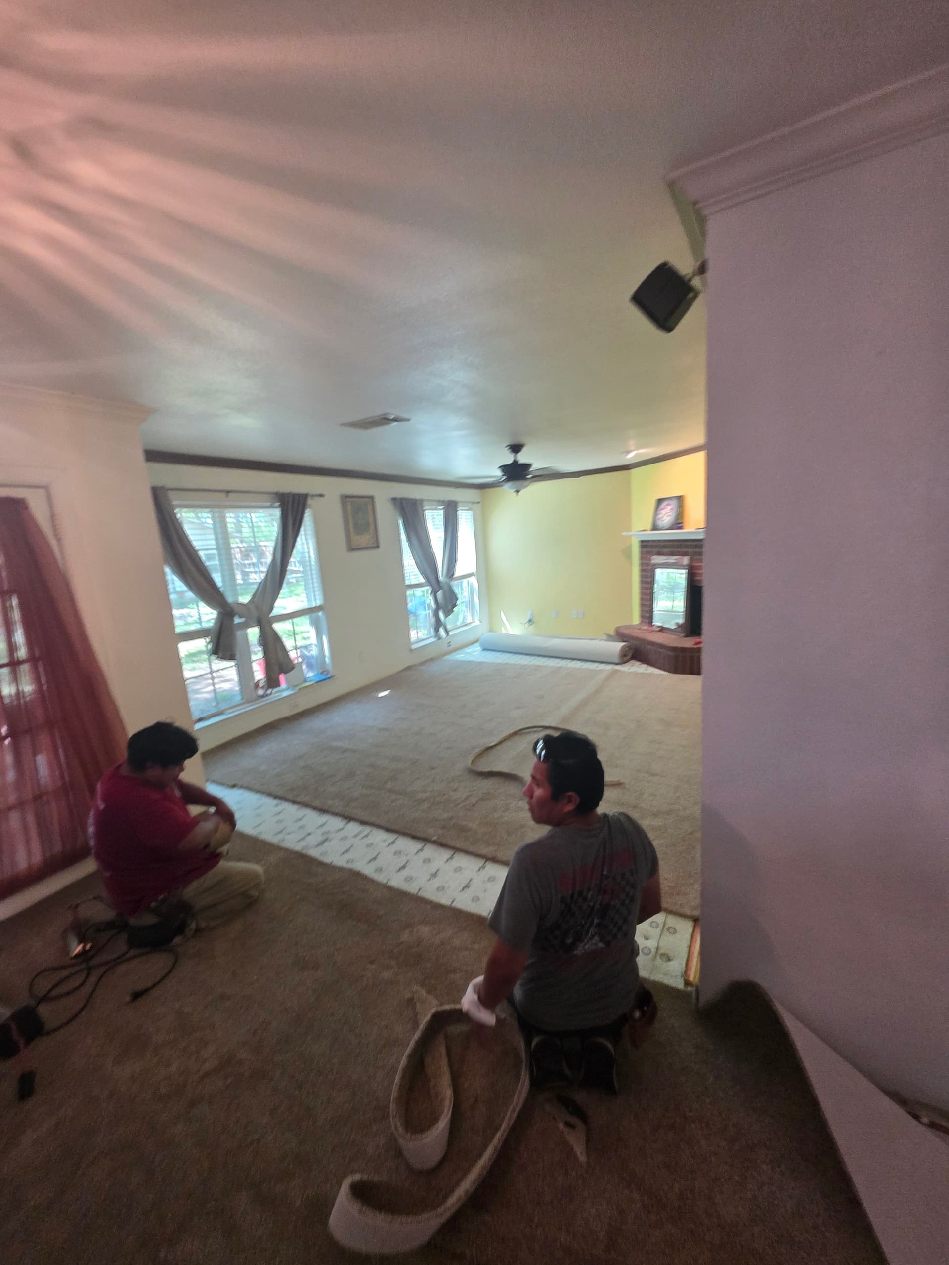 Gallery photos for 60oz Mohawk Carpet and New Baseboards Installed Throughout This Home: Image #6