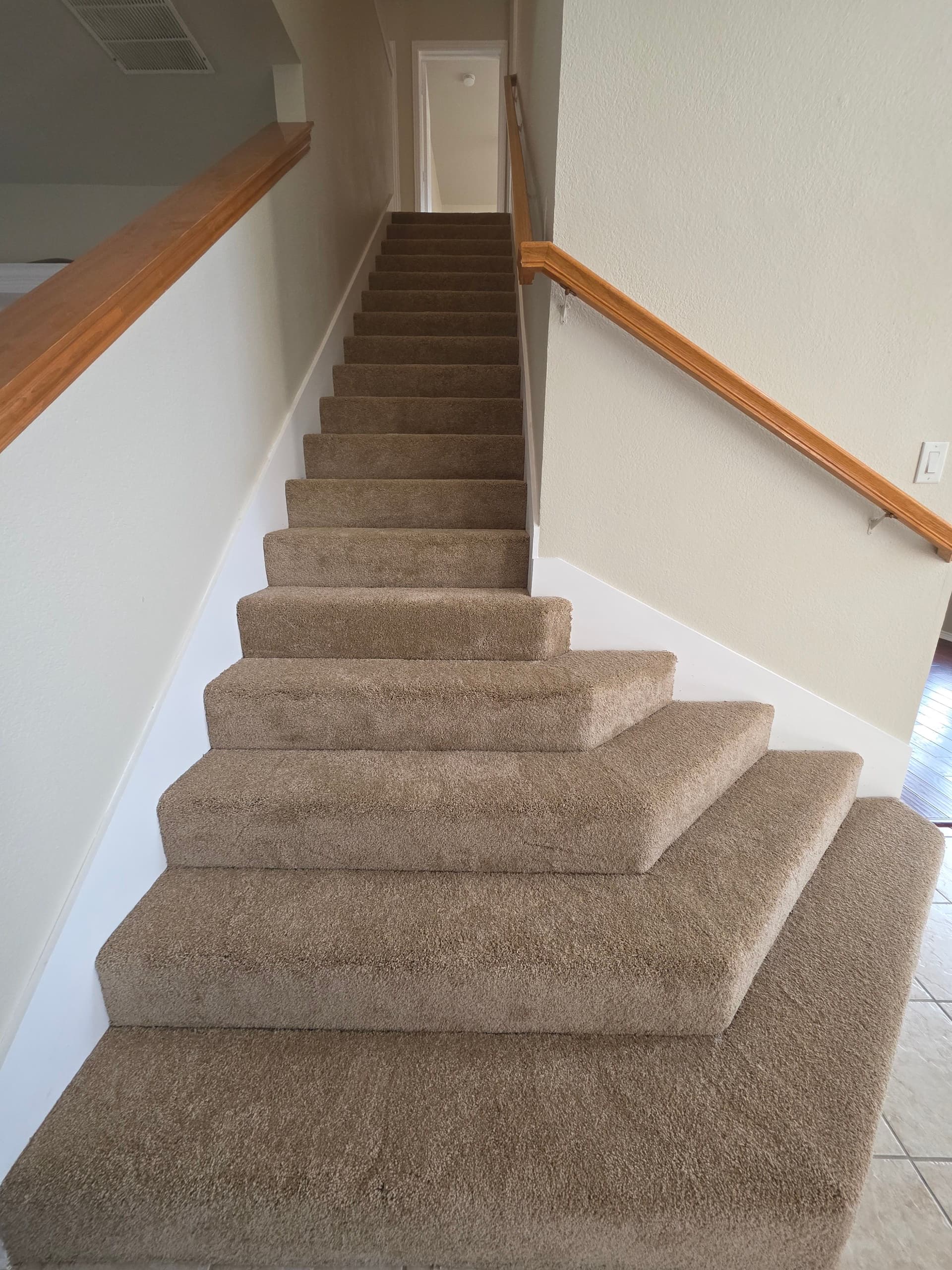Gallery photos for Full Home Carpet Installation in Plano TX: Image #2