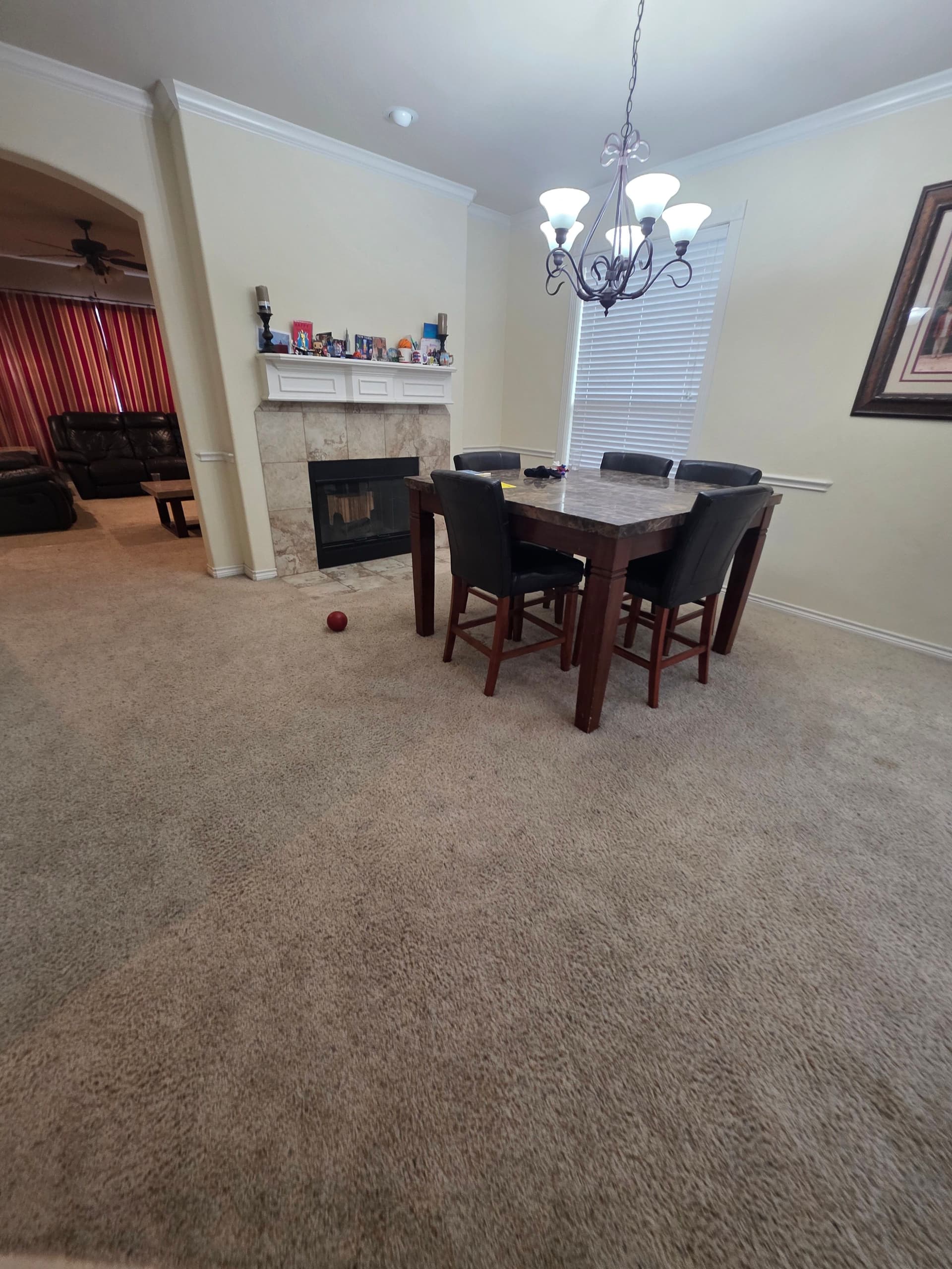 Gallery photos for Fresh Berber Carpet Installation in a Cozy Home: Image #1