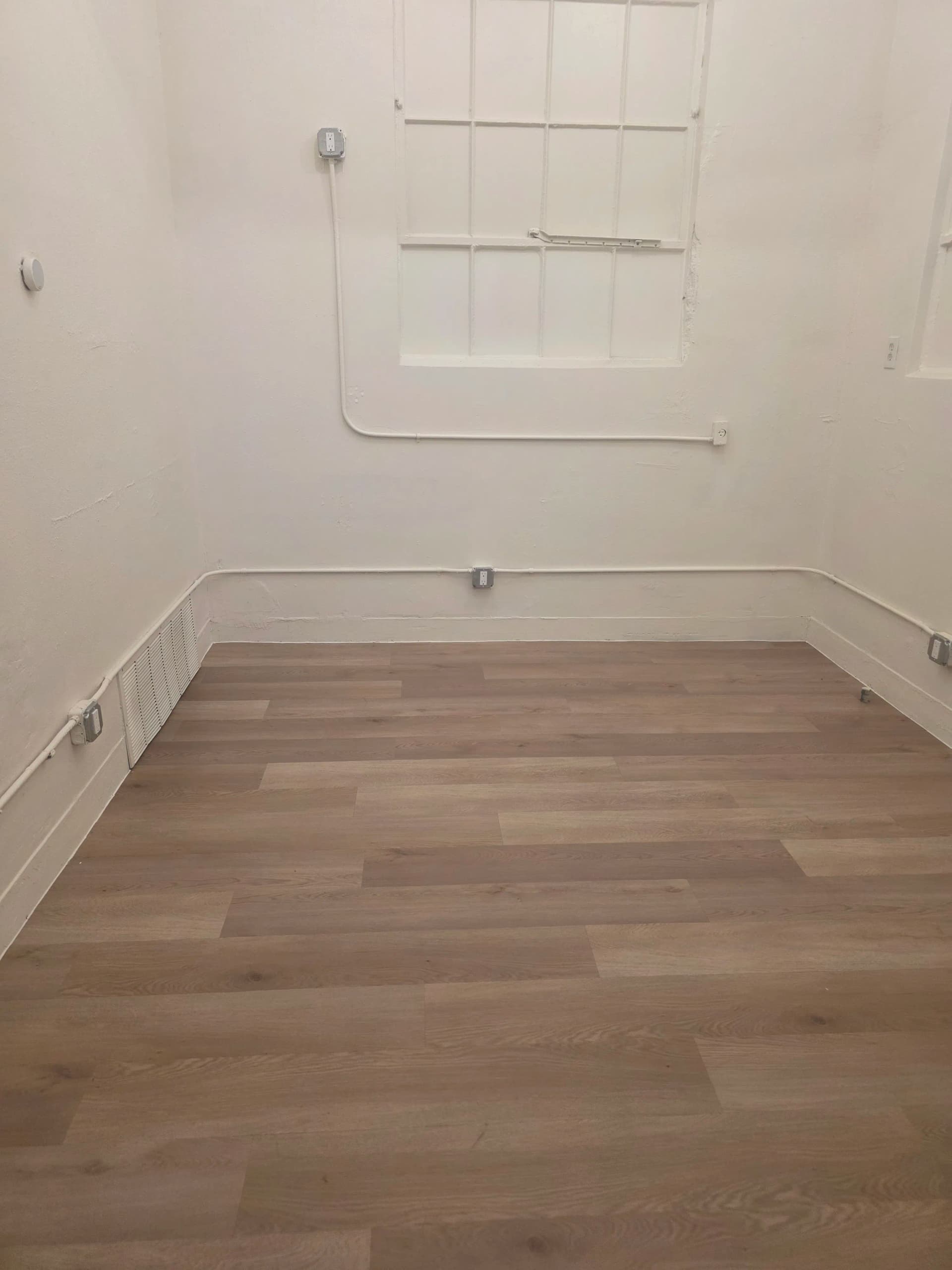 Gallery photos for Commercial Plank Flooring Install at Bittersweet Bakery in Waxahachie: Image #5