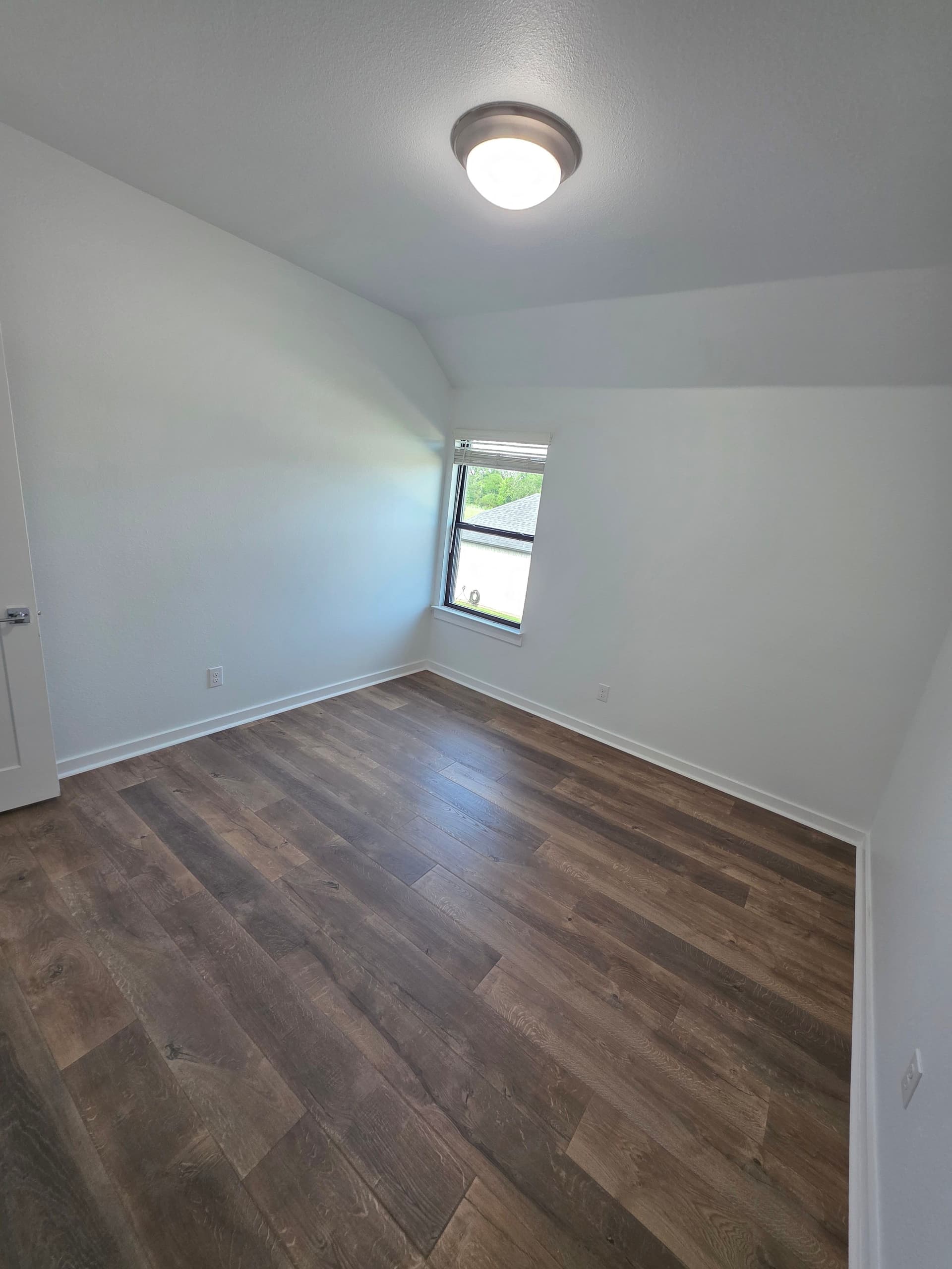 Gallery photos for Frisco Home Goes From Old Carpet to Fresh Wood Flooring: Image #5