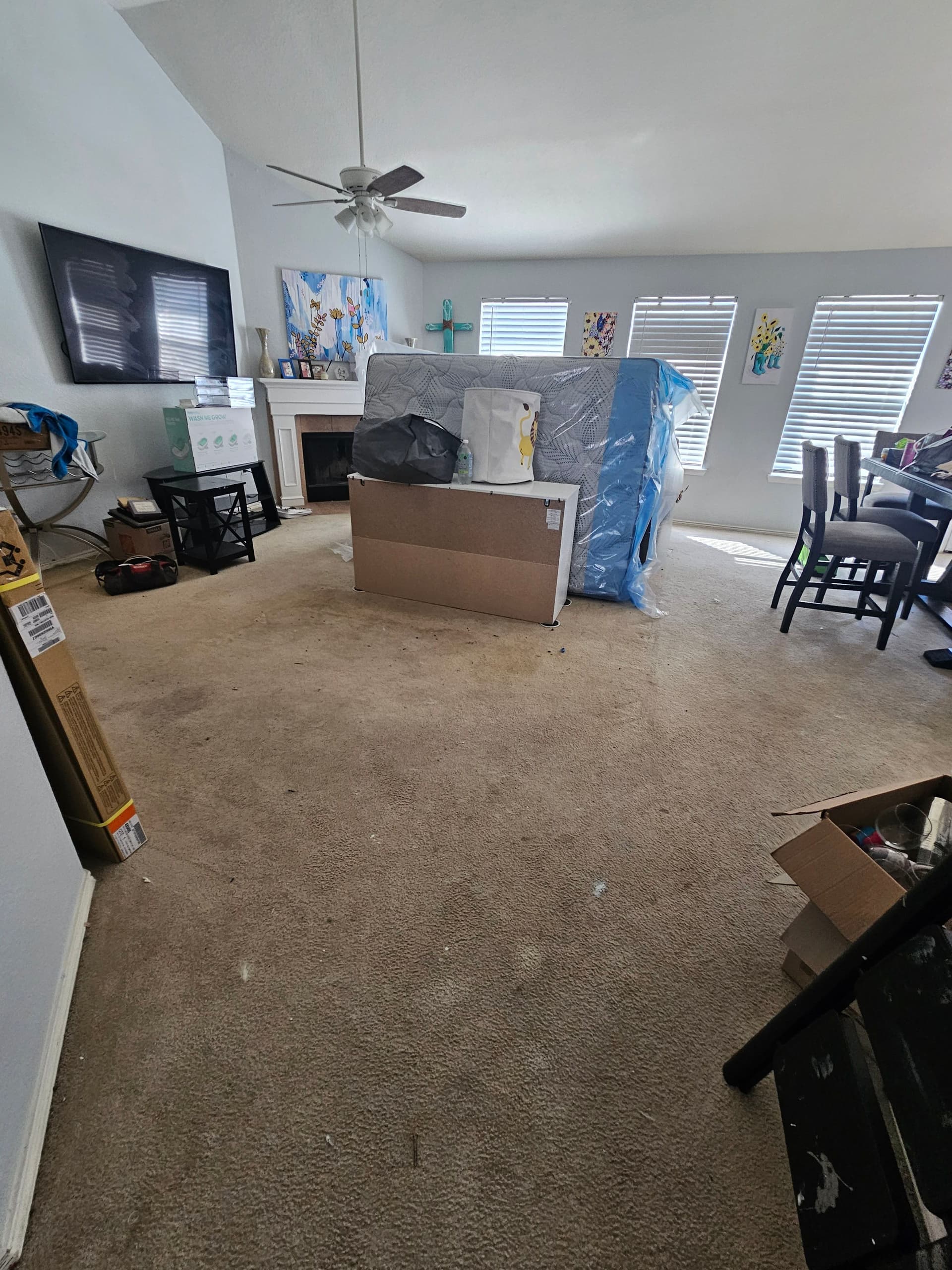 Gallery photos for Stylish Flooring Upgrade in Every Corner: Image #3