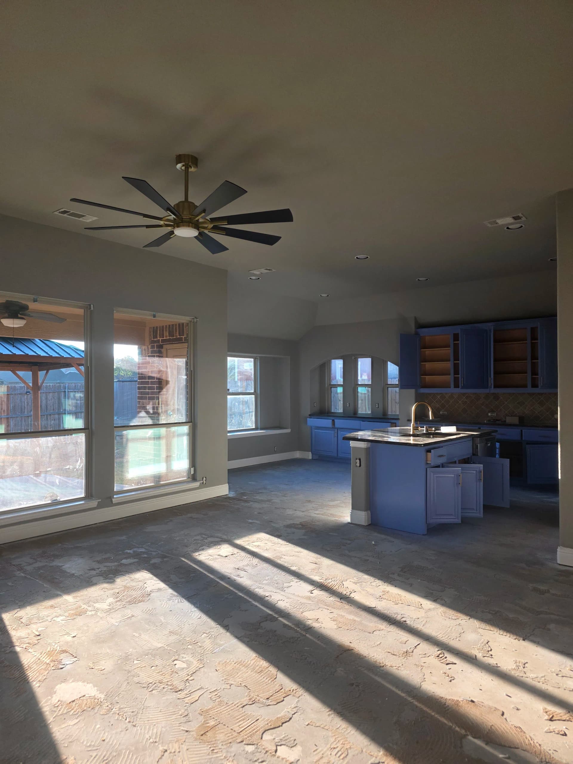 Gallery photos for 1,300 Sq Ft Flooring Install for a Midlothian Family: Image #4