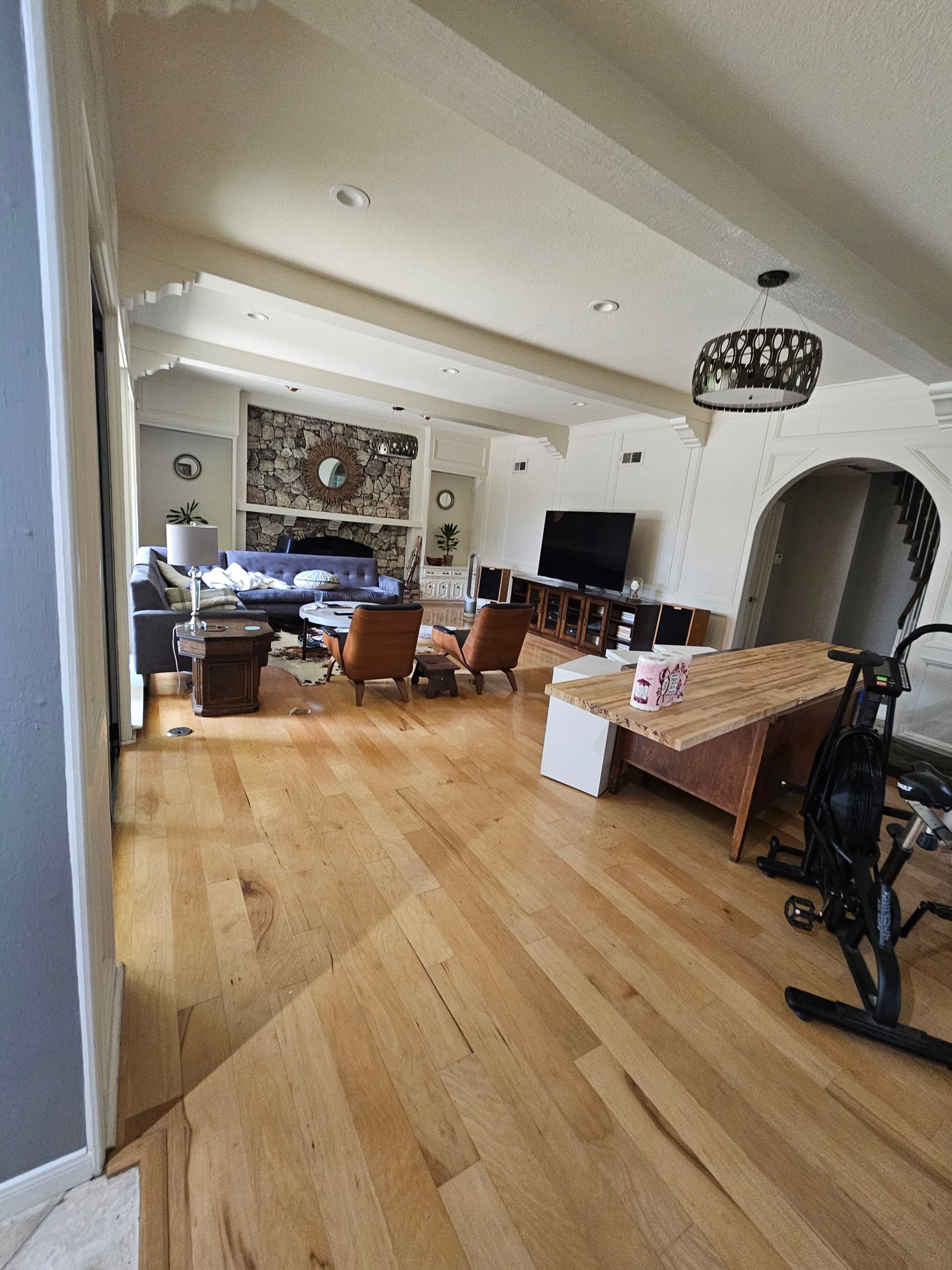 Gallery photos for Stunning Hardwood Flooring Upgrade: Image #9