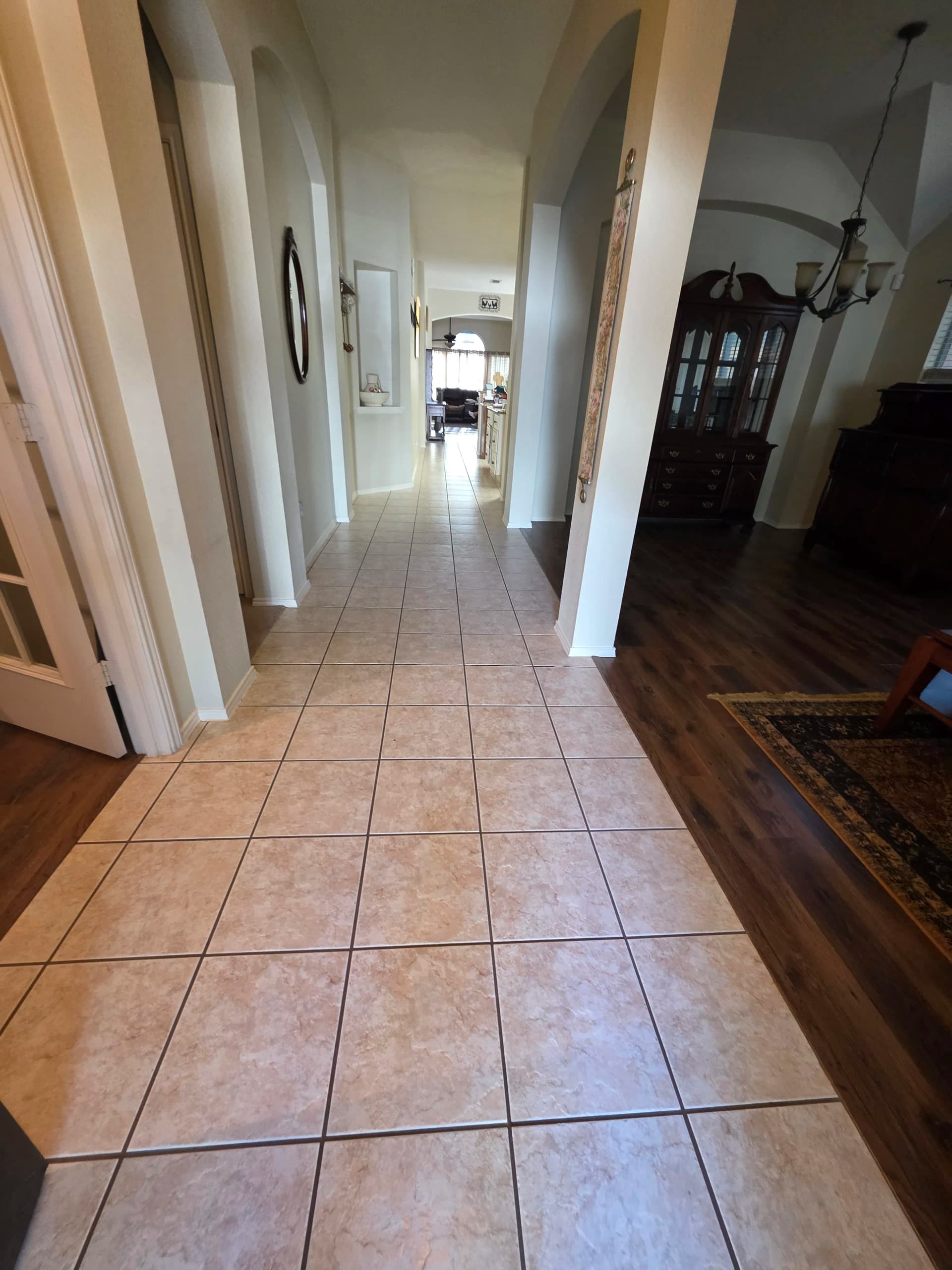 Gallery photos for 1,350 Sq Ft Luxury Vinyl Plank Install in McKinney TX: Image #1