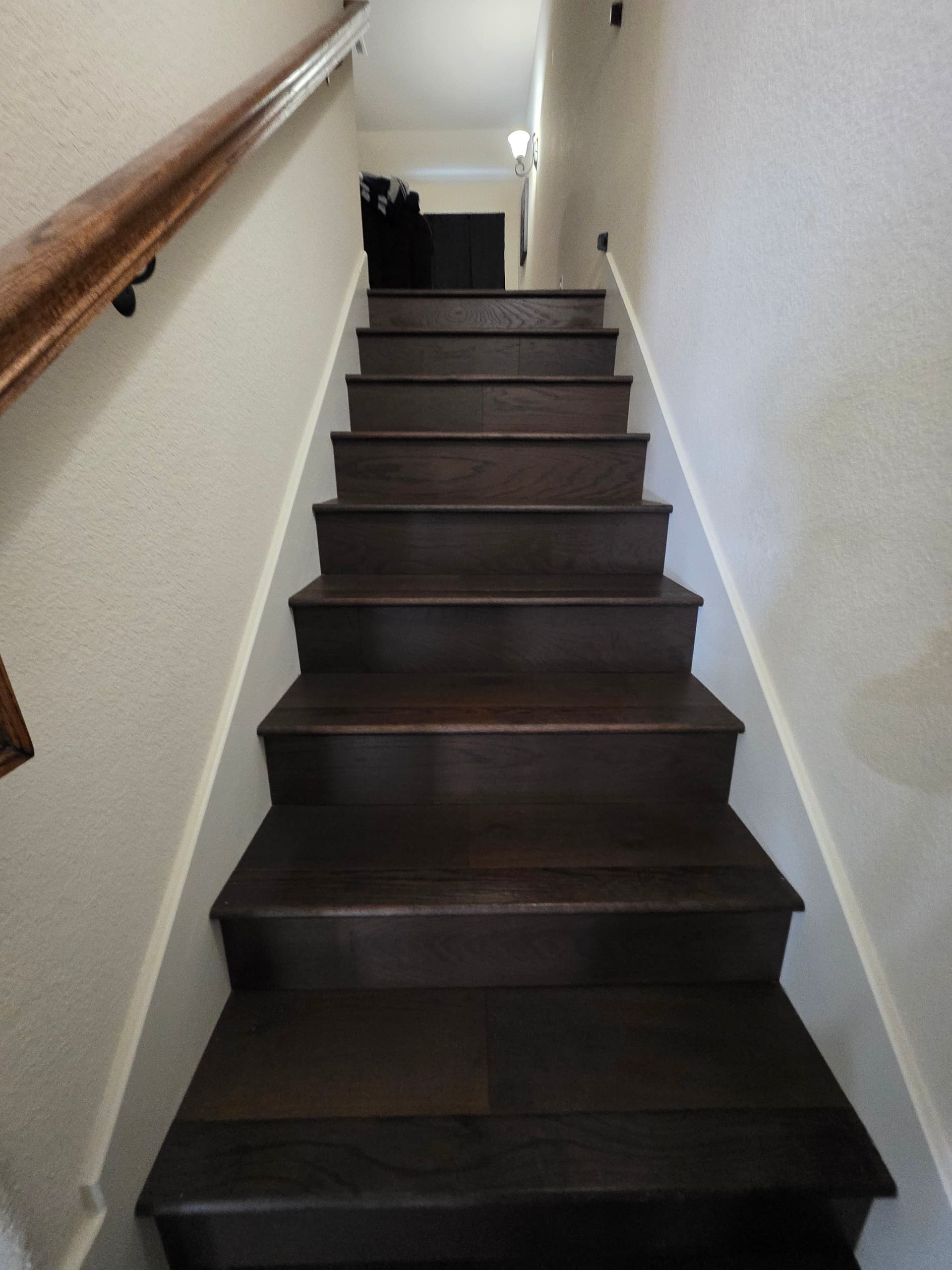 Gallery photos for Carpet to Engineered Wood Floor Installation in Waxahachie: Image #5