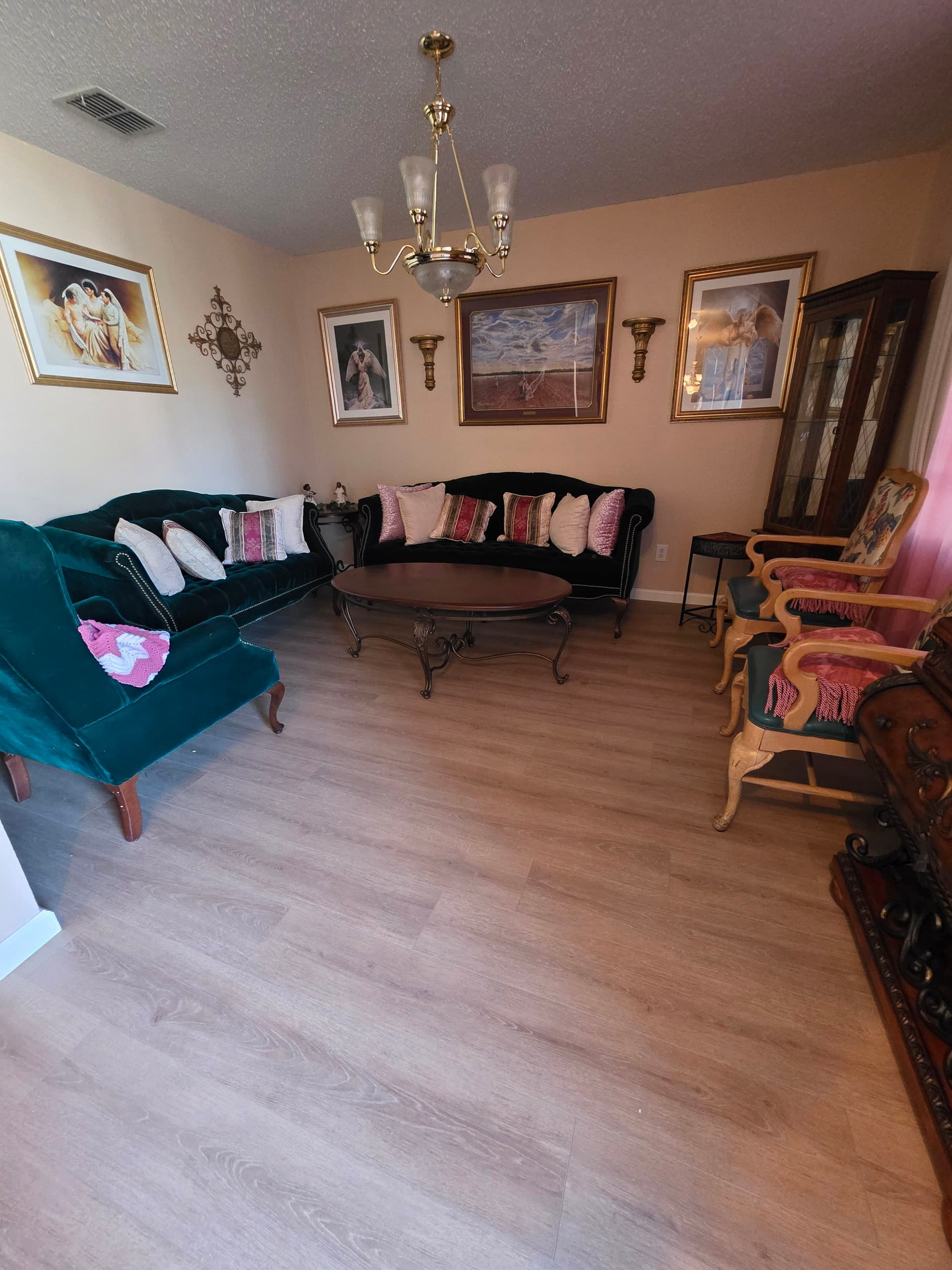 Gallery photos for Laminate Flooring Refresh in Lancaster: Image #5