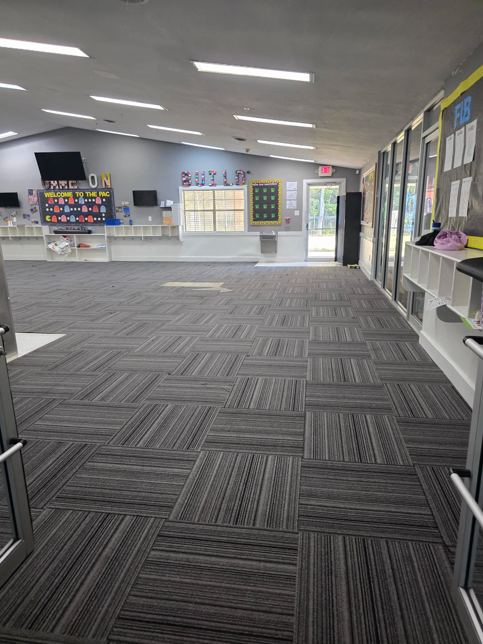 Gallery photos for Carpet Tile and Broadloom Install at a McKinney Kids Facility: Image #1