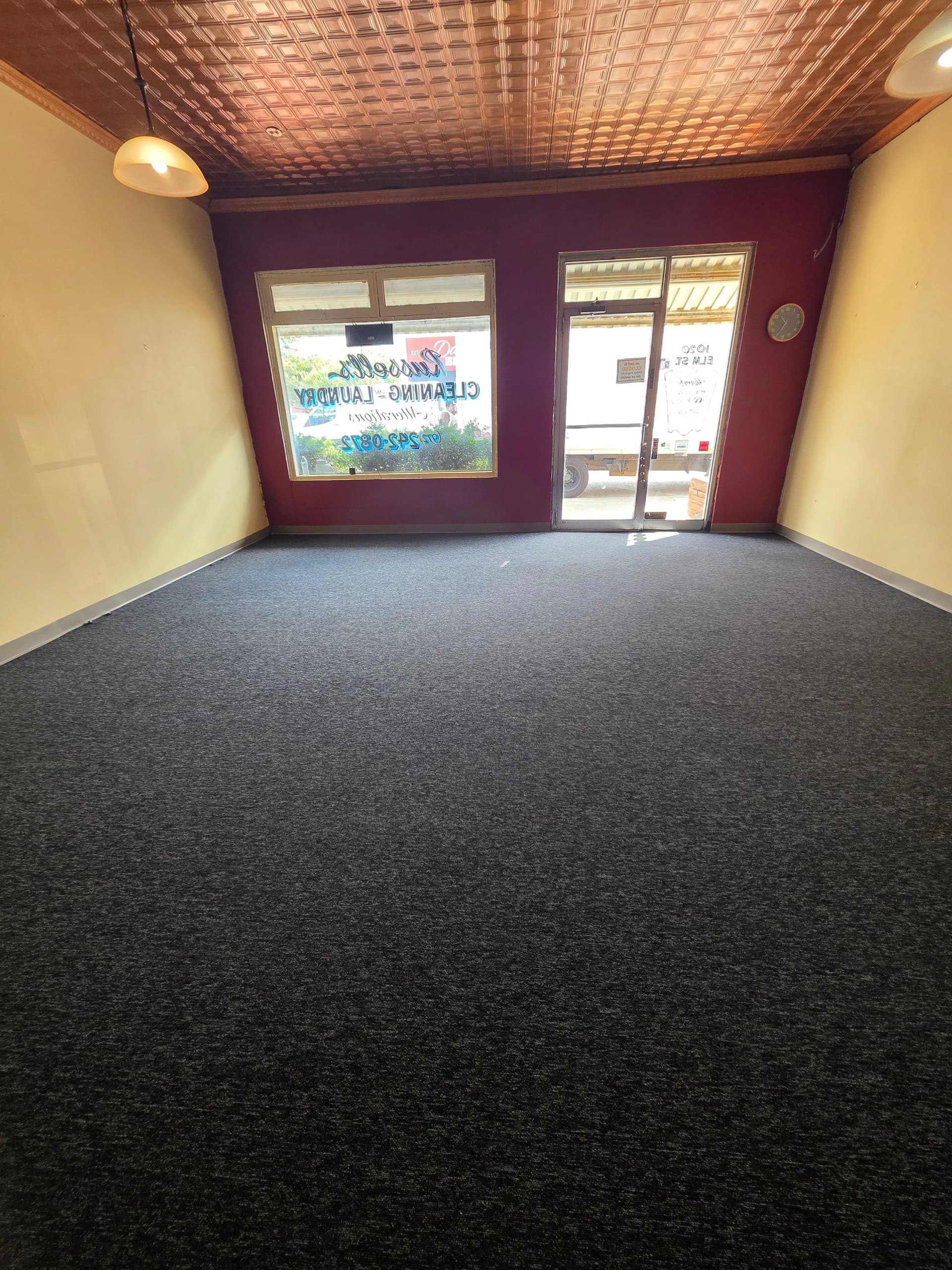Gallery photos for 50 Yards of Fresh Commercial Carpet Installed in Carrollton: Image #3