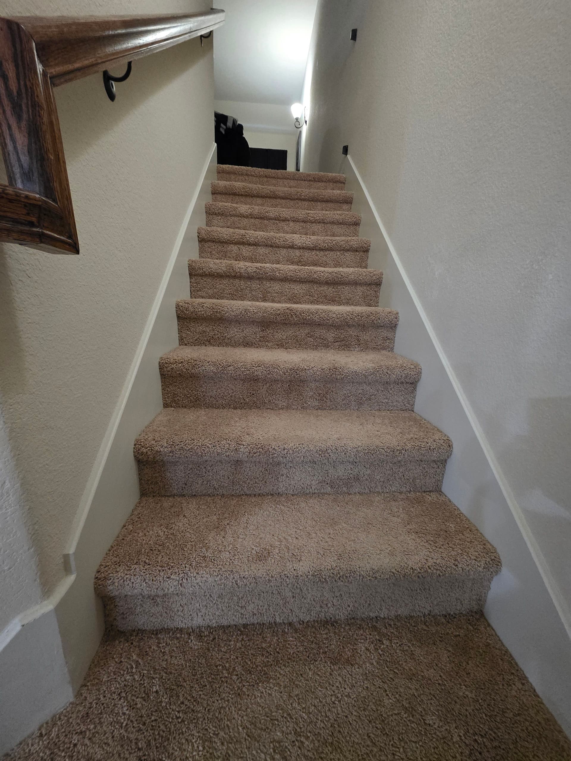 Gallery photos for Carpet to Engineered Wood Floor Installation in Waxahachie: Image #8