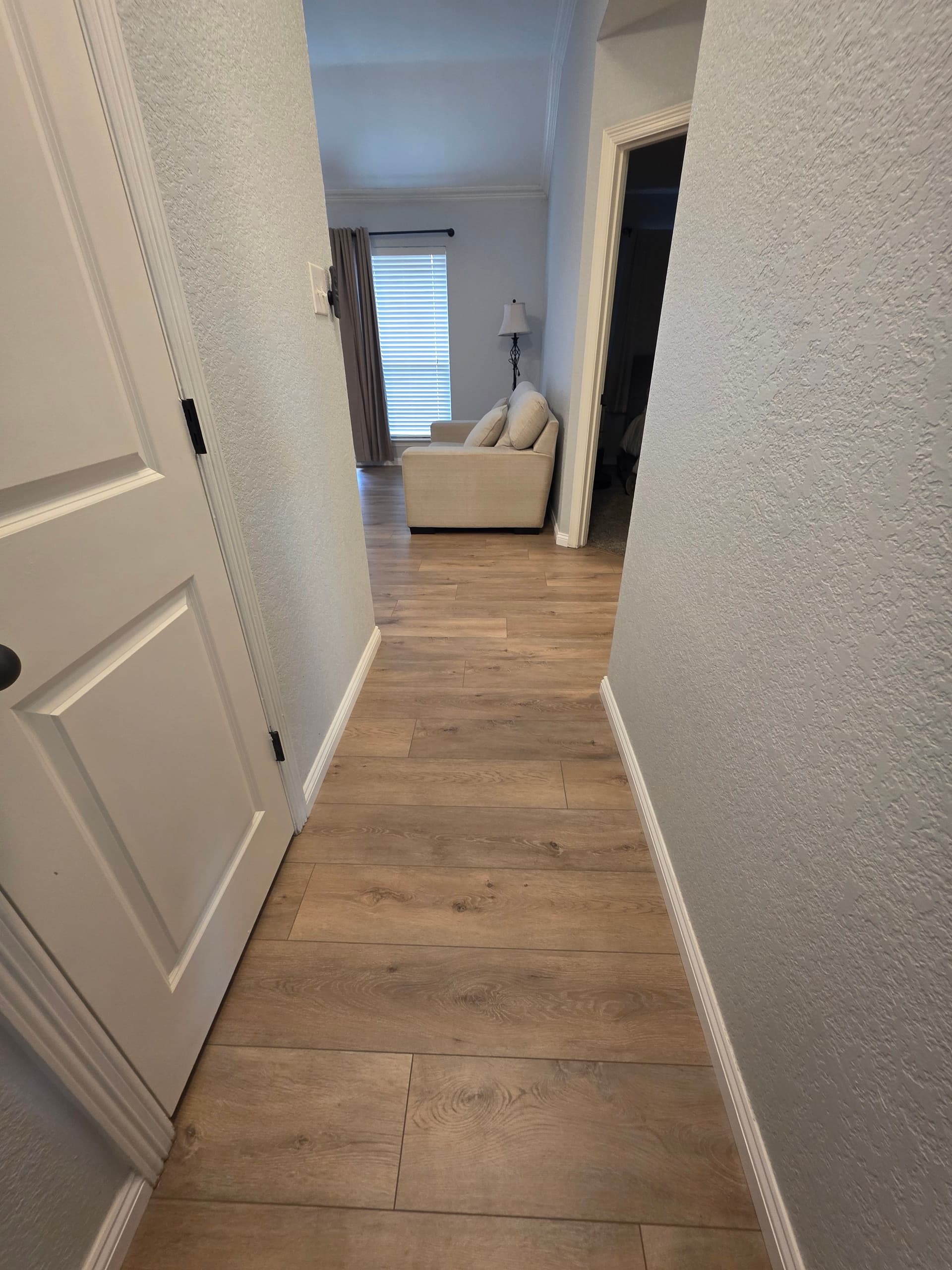 Gallery photos for Laminate Flooring and Carpet Installation in Waxahachie: Image #7