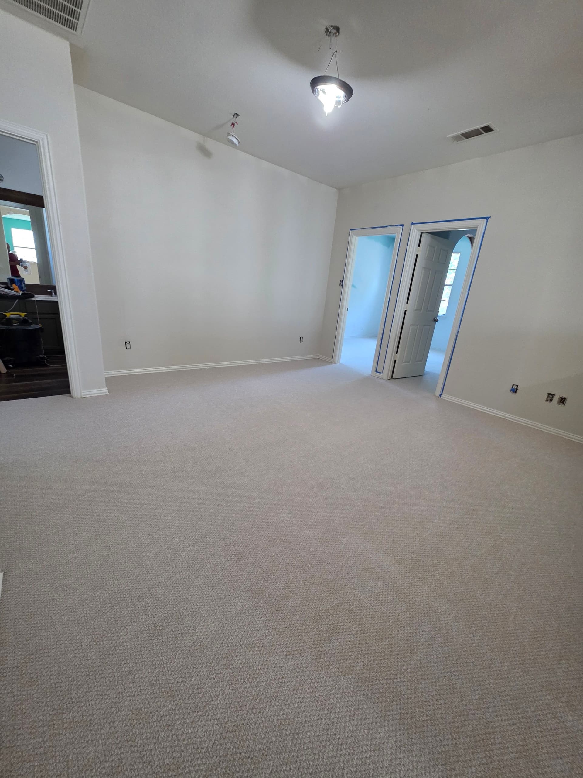 Gallery photos for Whole-House Berber Carpet Installation in Aubrey TX: Image #5