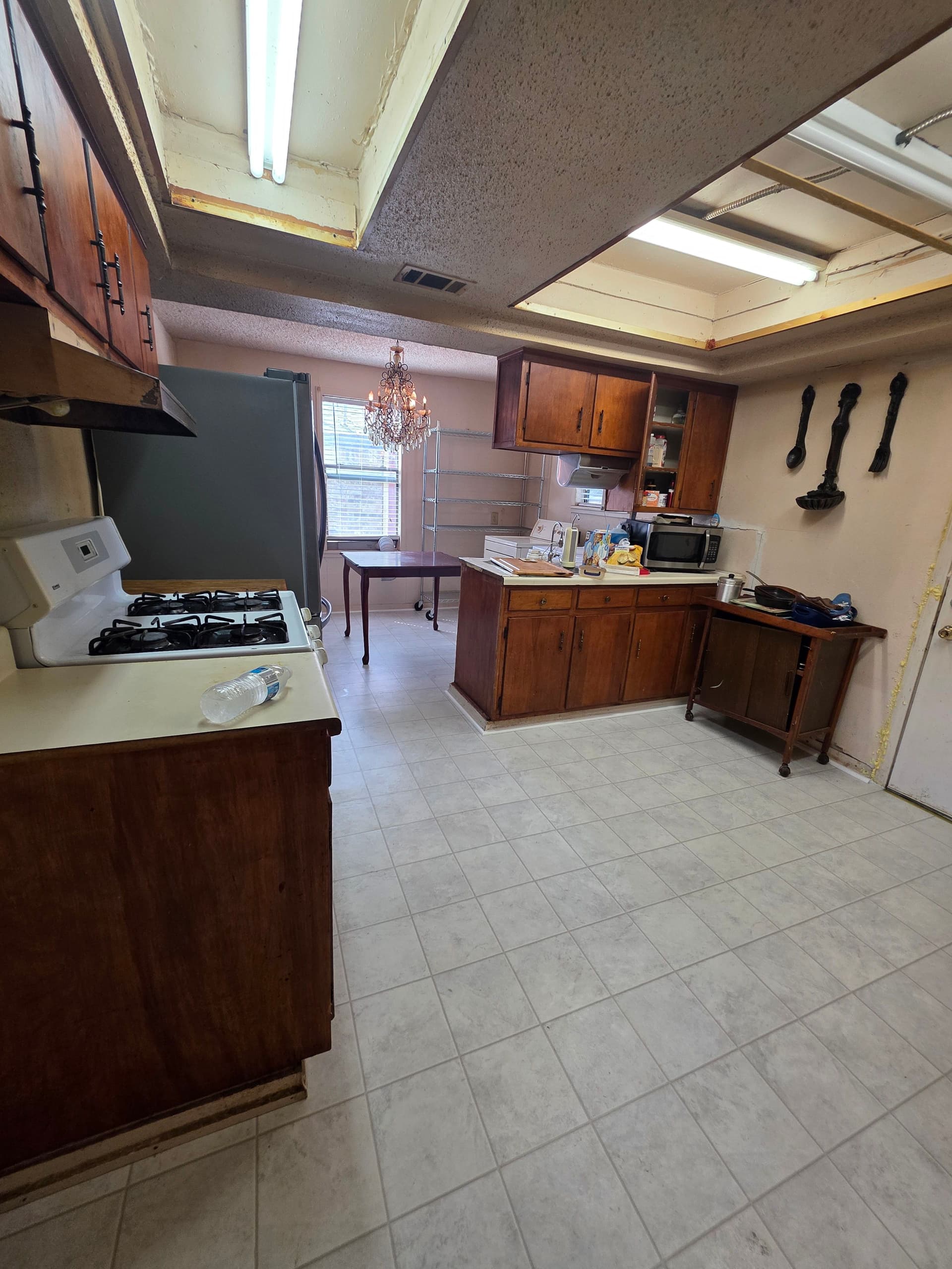 Gallery photos for Stunning Flooring Overhaul: Transforming Every Room: Image #3