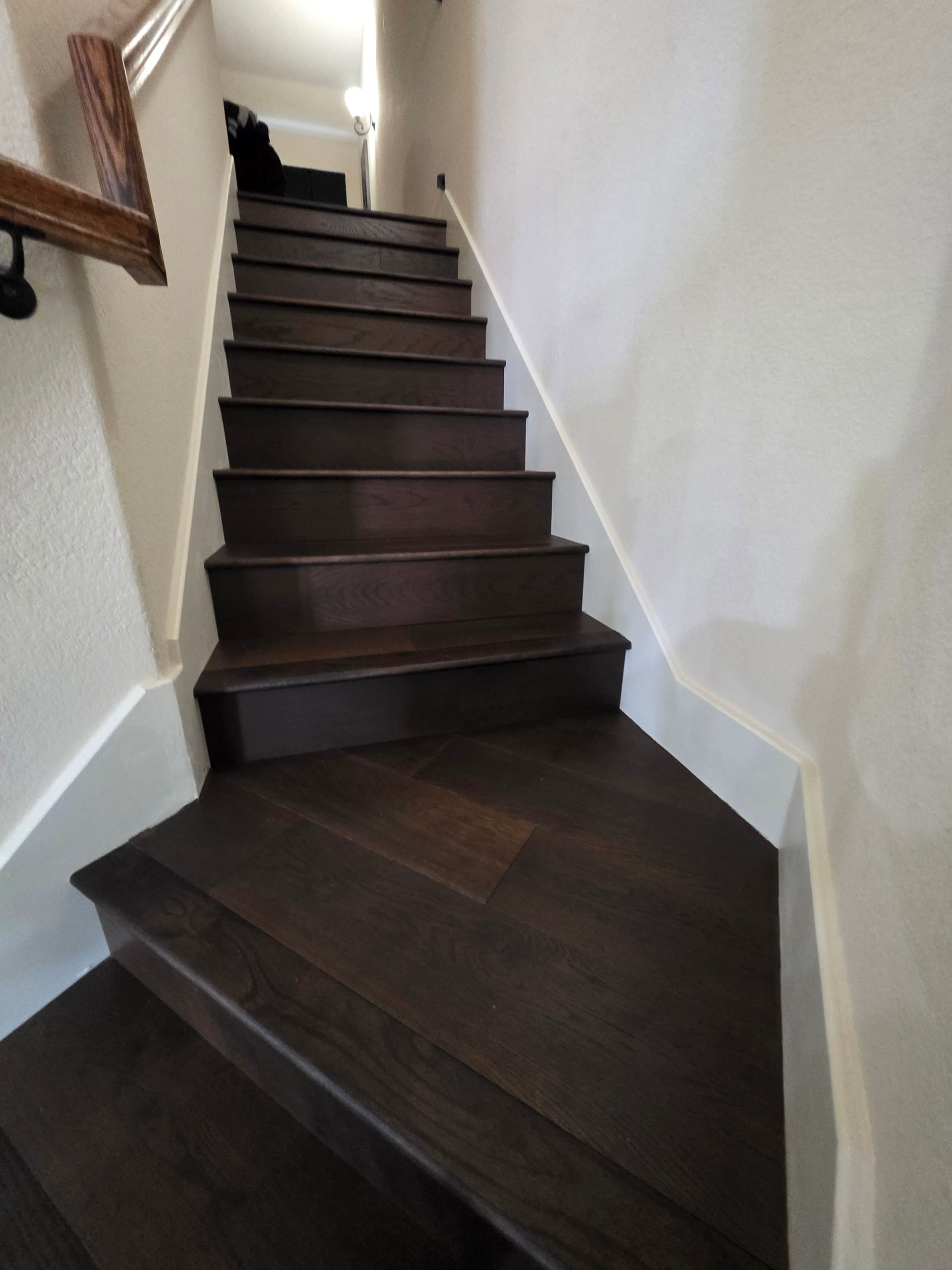 Gallery photos for Carpet to Engineered Wood Floor Installation in Waxahachie: Image #4