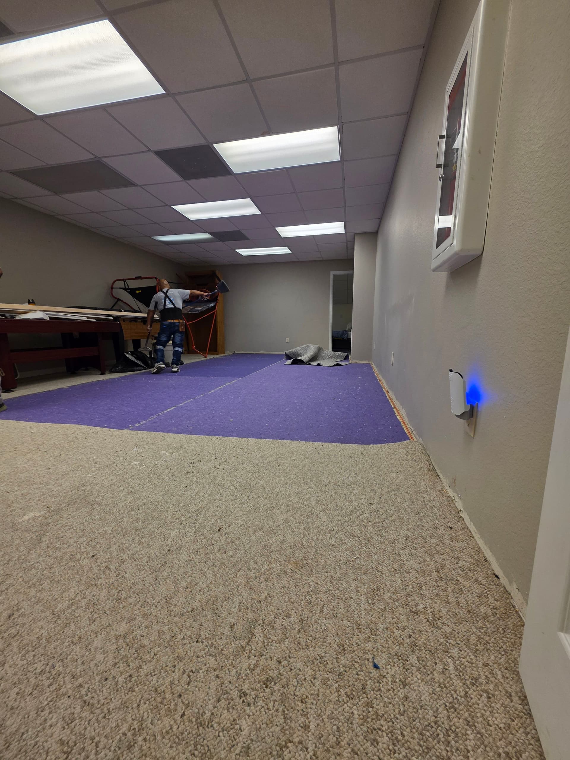 Gallery photos for Old Carpet Out, Luxury Vinyl Plank In at Waxahachie Church: Image #2