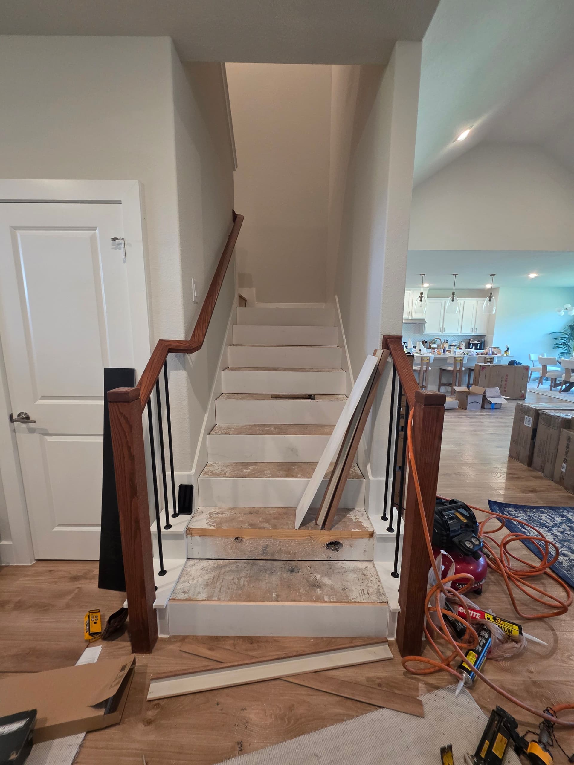 Gallery photos for Carpeted Stairs Get a Clean LVP Upgrade in Waxahachie: Image #2