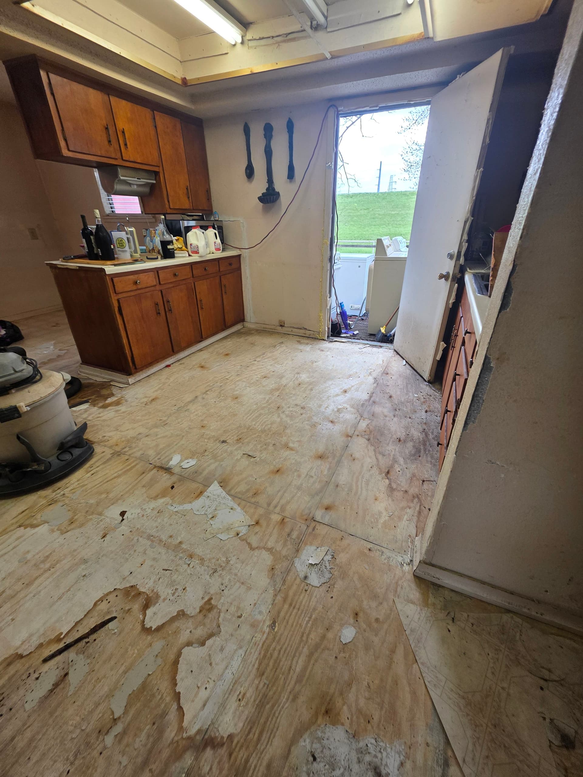 Gallery photos for Stunning Flooring Overhaul: Transforming Every Room: Image #2