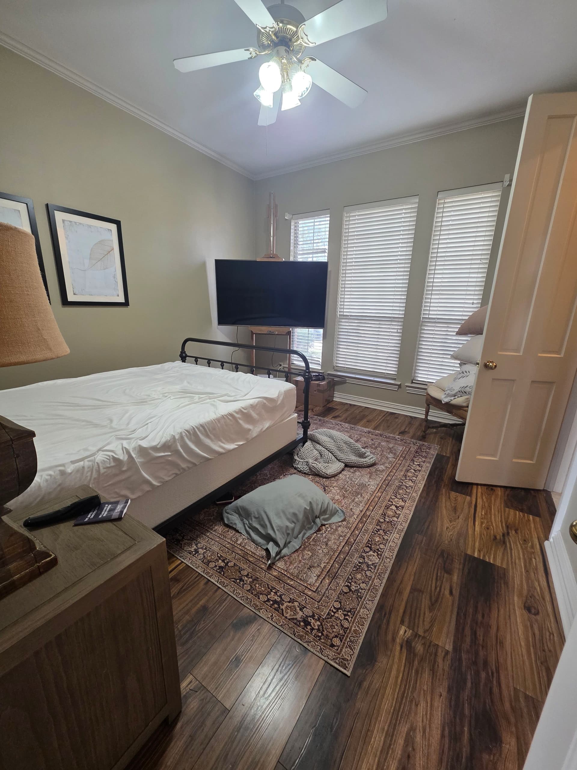 Gallery photos for Stunning Home Flooring Upgrade in Plano: Image #3